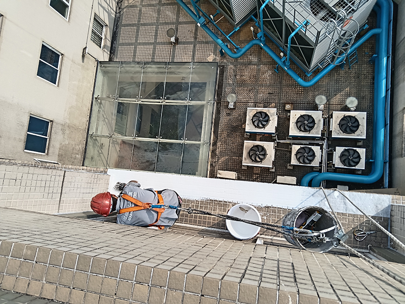 广东省档案馆外墙窗户漏水维修